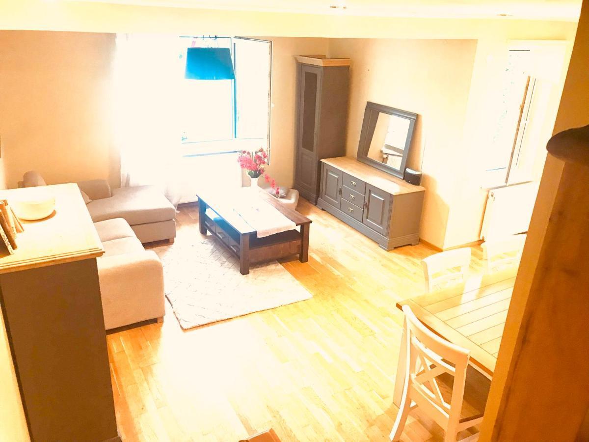 Cozy City Penthouse Apartment, Free Parking Tallinn Ngoại thất bức ảnh